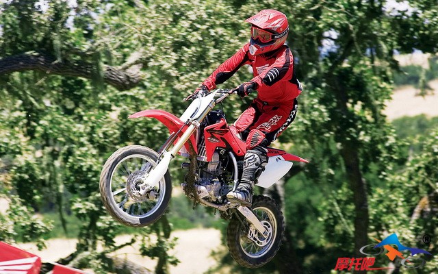 Motocross (3)_缩小大小.jpg