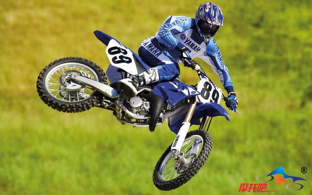 Motocross (1)_缩小大小.jpg