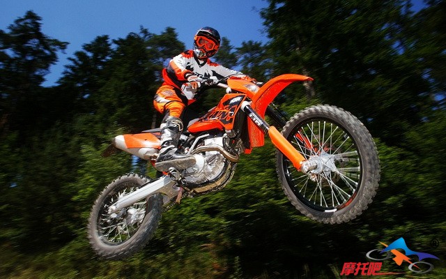 Motocross (6)_缩小大小.jpg