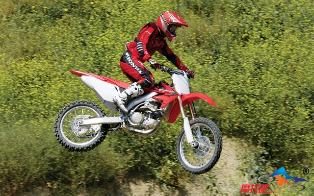 Motocross (37)_缩小大小.jpg