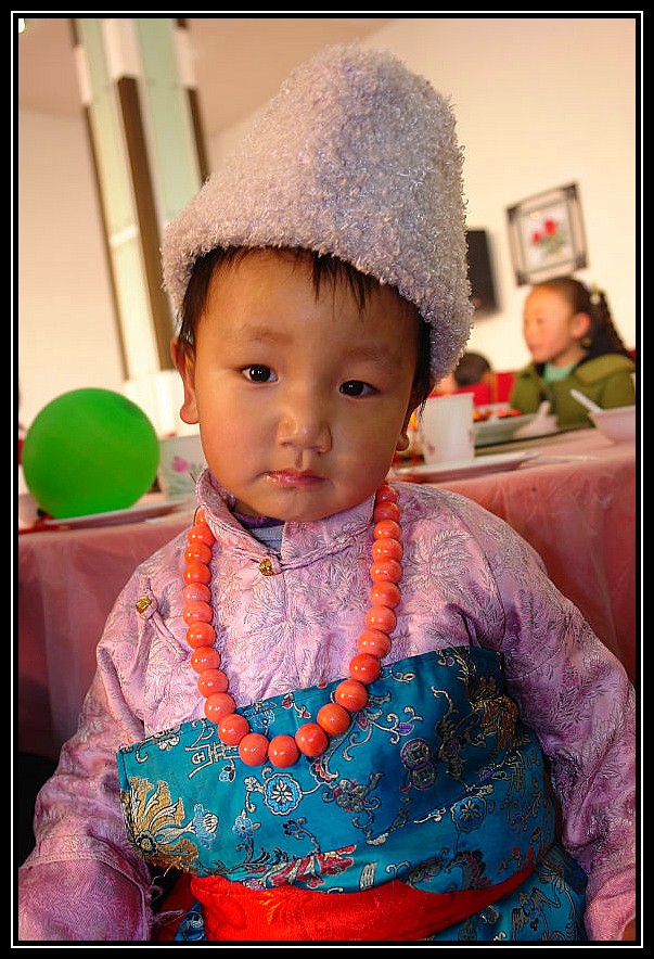 婚礼上的藏族小孩--1.jpg