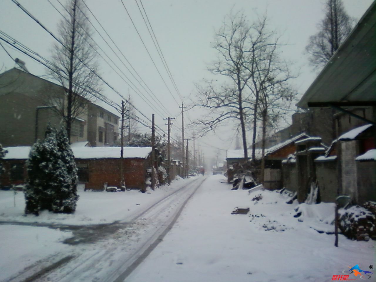 2、老家雪景A.jpg