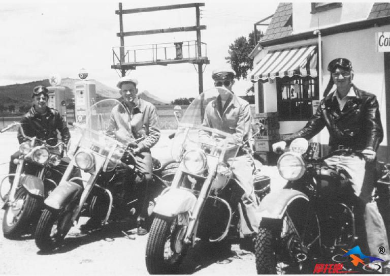 Year_1950_Sunday_ride.jpg